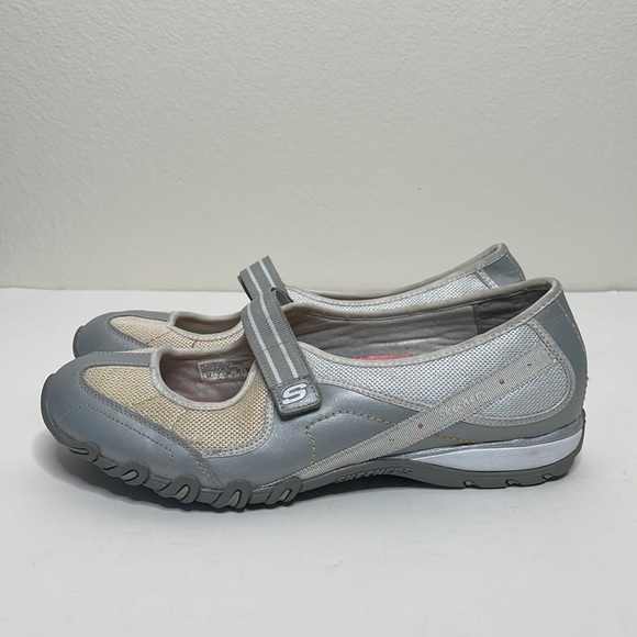 Skechers Speedsters sz 10 Silver/Gray - Picture 1 of 8